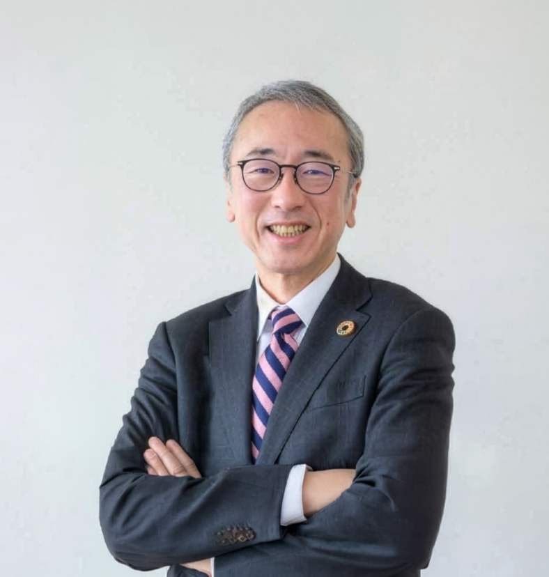 代表挨拶/代表取締役社長　炭平 一郎